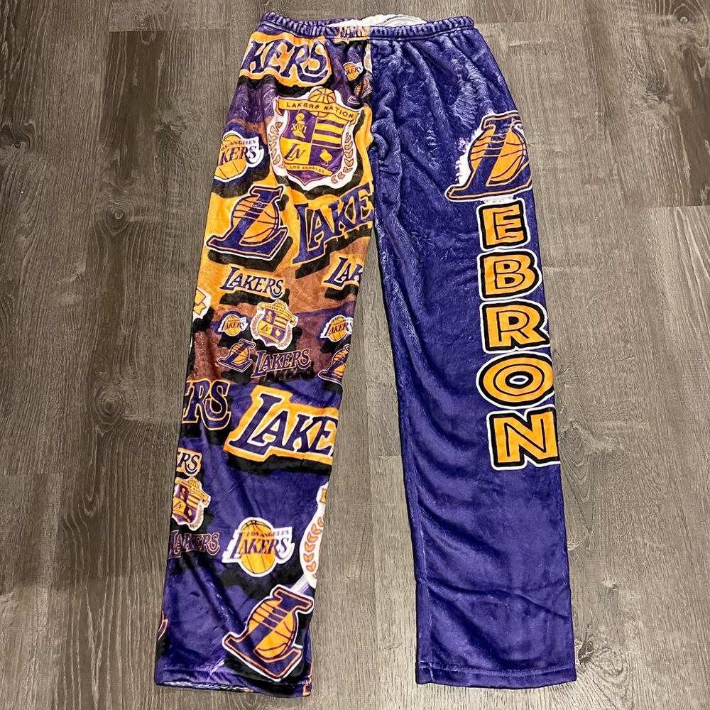 Penelope Wildberry LEBRON fuzzy pants L